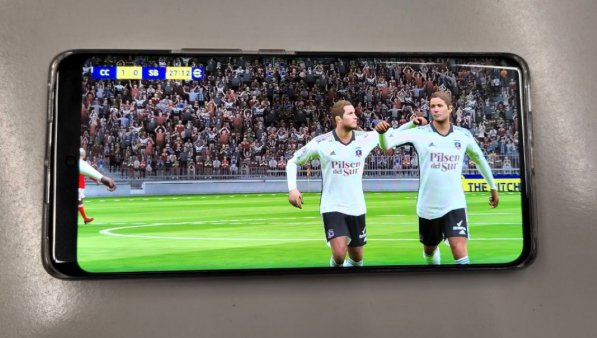 Los equipos chilenos hacen su debut en eFootball para móviles