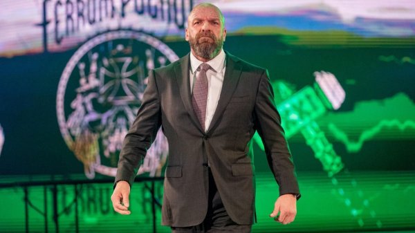 Triple H asume la dirección creativa de WWE tras la jubilación de Vince McMahon
