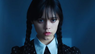 "Merlina Addams" trae caos y misterio en su serie para Netflix