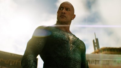 "Black Adam" reafirma su lugar en el mundo de héroes y villanos