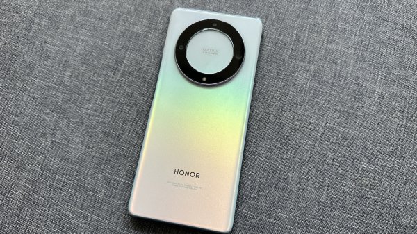 [Review] HONOR Magic5 Lite: Muchísimo más que un smartphone rompenueces