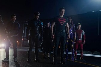 [Reseña] "Titans" - Temporada final: Mucho de unos, poco de otros