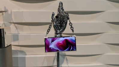 HONOR sorprende y presenta un plegable tipo cartera