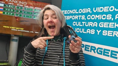 Trío de Geeks: El Galaxy Z Flip5 y el adiós de Sex Education
