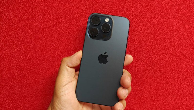 El iPhone 15 Pro Max es el smartphone más vendido del año