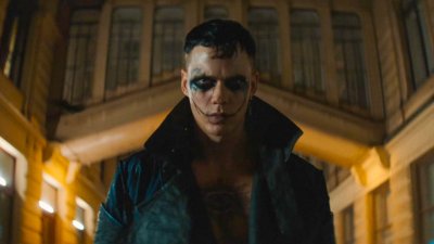 El reinicio de El Cuervo fijó estreno en cines chilenos