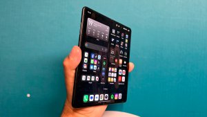 ¿Querían smartphone delgado? HONOR busca récord con su nuevo plegable