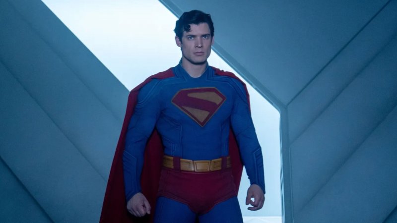 Superman vuela alto en su nuevo tráiler y confirma escena post-créditos