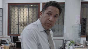 Oscar regresa (para su desgracia) en esta serie del universo The Office