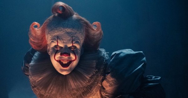 "Bill Skarsgård es el único" Pennywise para el elenco de It: Bienvenidos a Derry