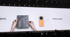 Todo por el pliegue interno.