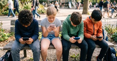 Niños hiperconectados y padres sin control: las cifras del estudio de Claro Chile