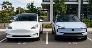 Tesla saca ventaja.